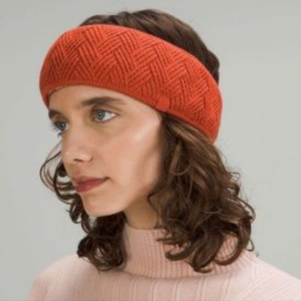 NWT Lululemon Chevron Knit Ear Warmer Canyon Orange (One Size) - Picture 1 of 10